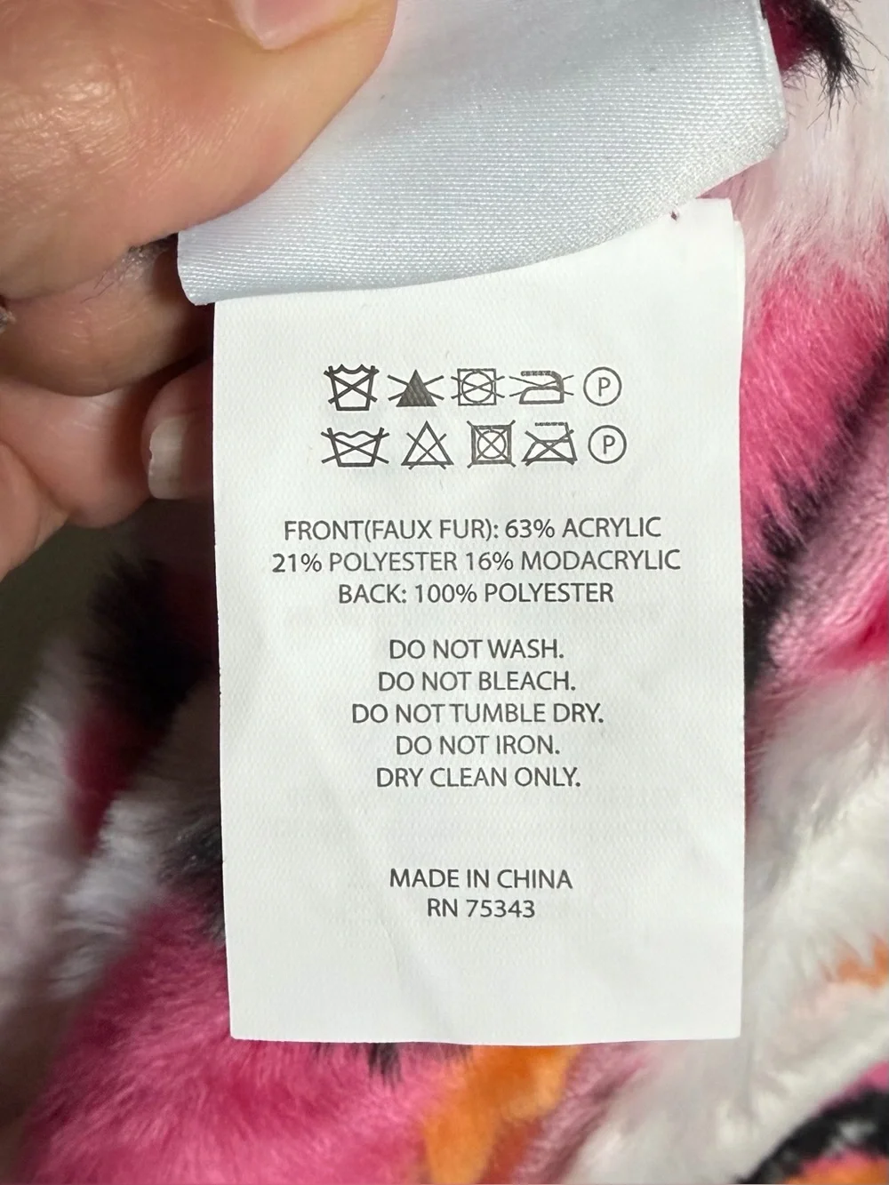 NEW Cupcakes & Cashmere Plush Reversible Halloween Faux Fur Cozy Throw Blanket